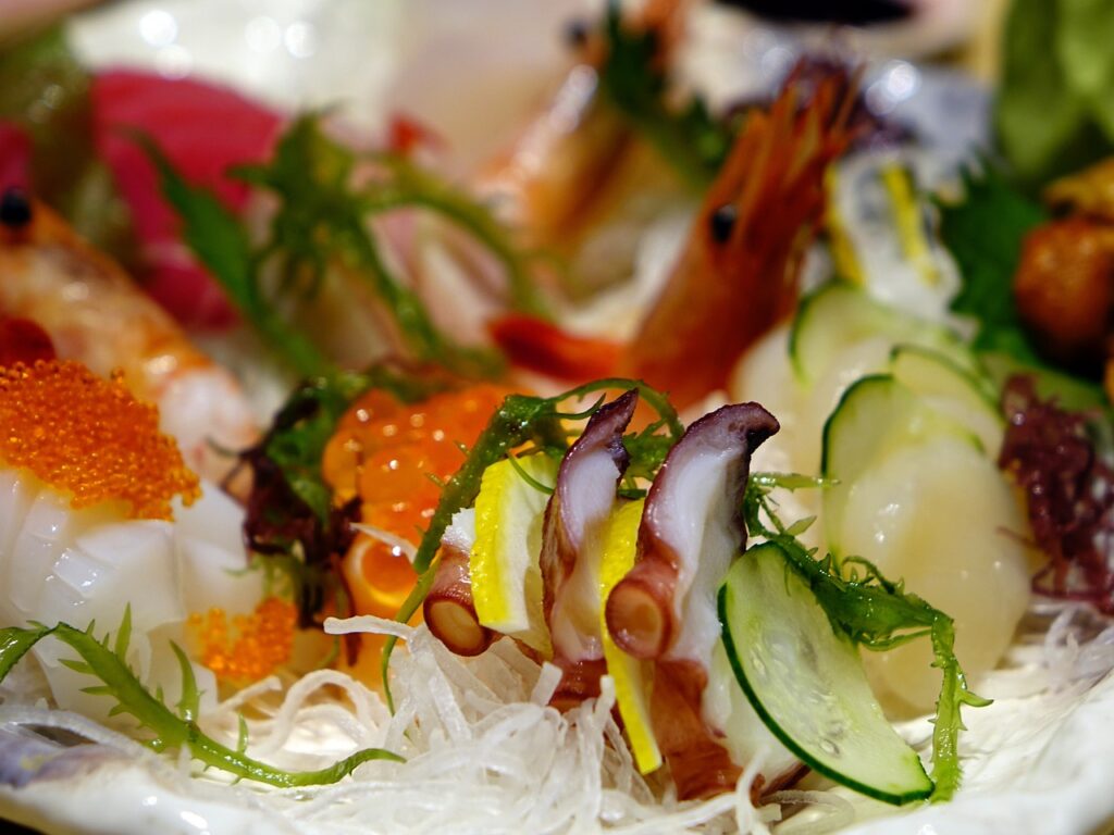 sashimi, salmon fish, food-471787.jpg